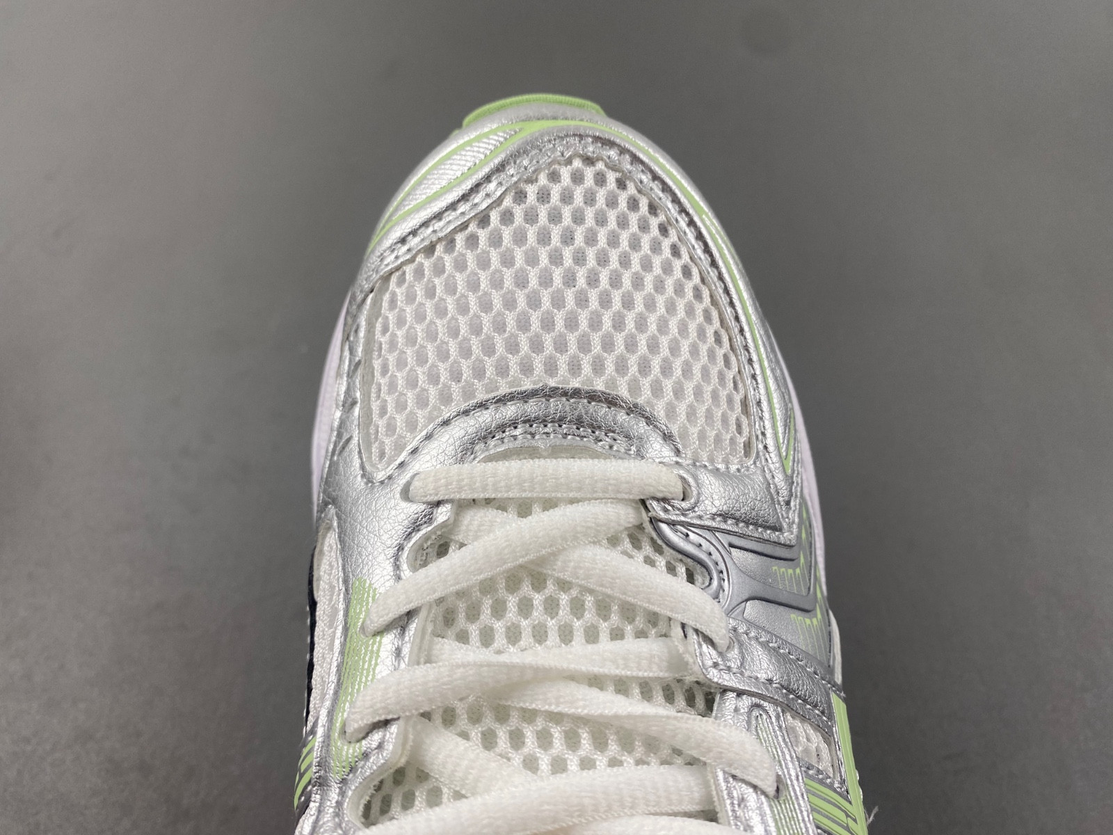 As*ic*s (wmns) gel-kayano 14 