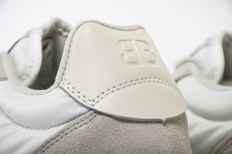 Ba*len*cia*ga white triple s trainers