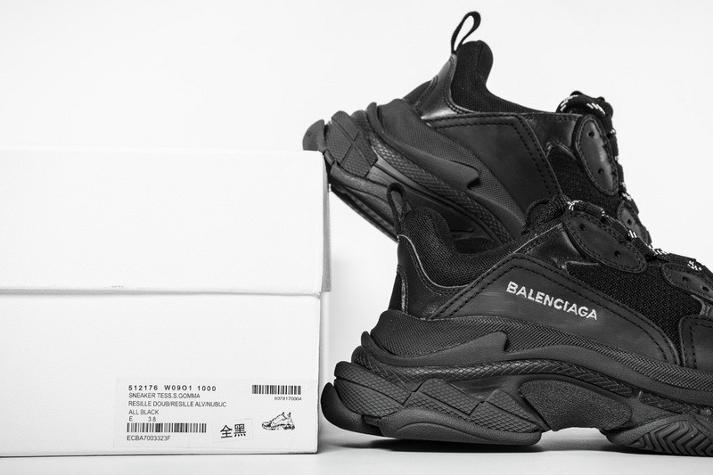 Ba*len*cia*ga triple s triple black