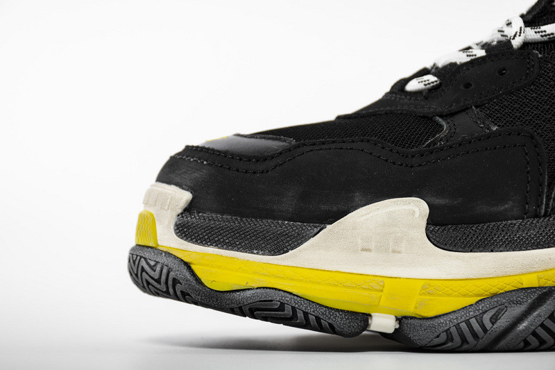 Ba*len*cia*ga triple s trainers black yellow women