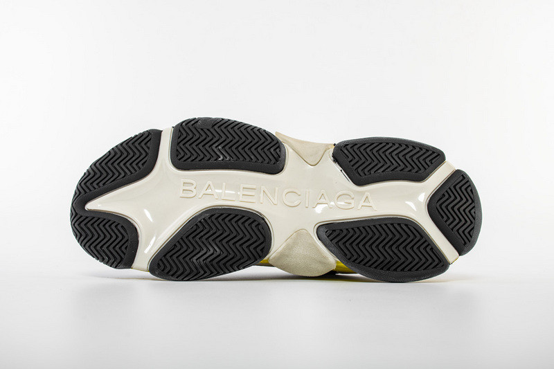 Ba*len*cia*ga triple s trainers black yellow women