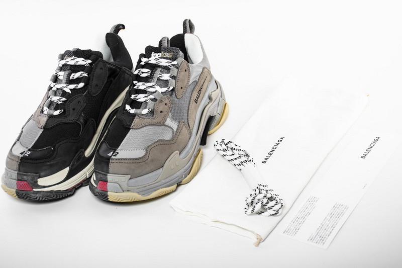 Ba*len*cia*ga grey black triple s trainers bicolour