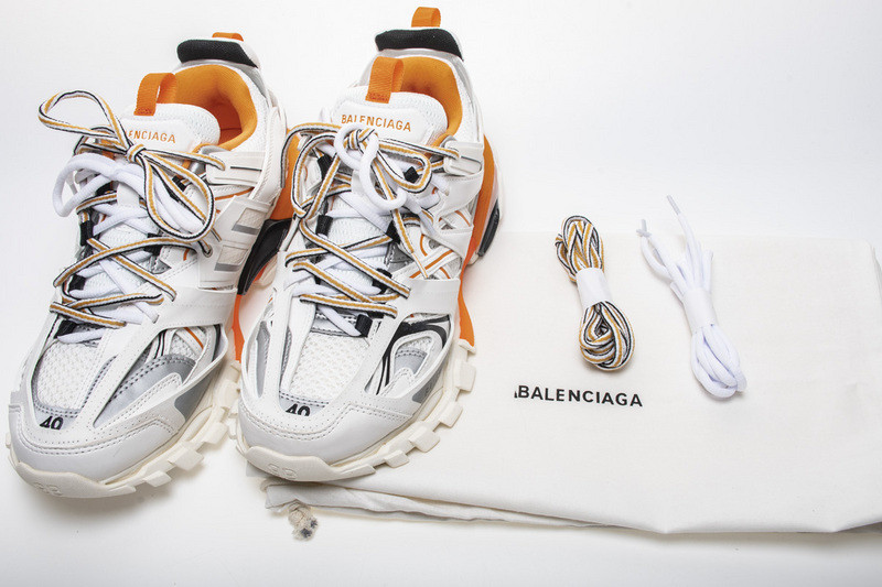 Ba*len*cia*ga 3.0 track trainer orange white