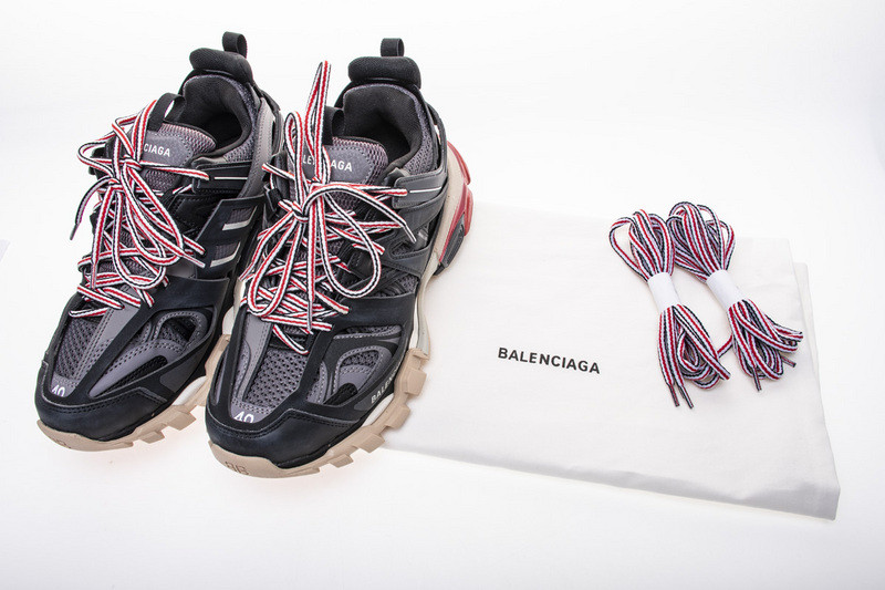 Ba*len*cia*ga 3.0 track trainer black red
