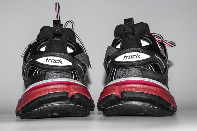Ba*len*cia*ga 3.0 track trainer black red