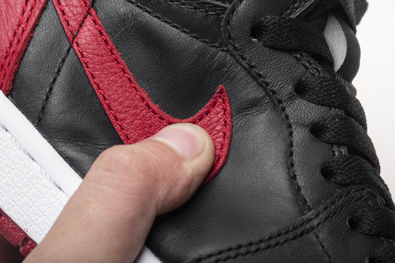 air jordan 1 retro high banned black red 555088-001