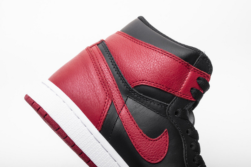 air jordan 1 retro high banned black red 555088-001