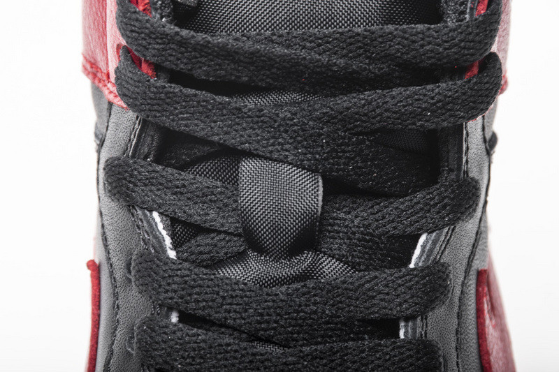 air jordan 1 retro high banned black red 555088-001