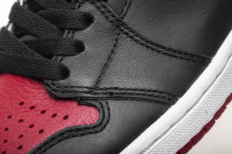 air jordan 1 retro high banned black red 555088-001