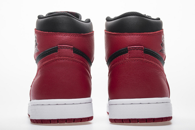 air jordan 1 retro high banned black red 555088-001