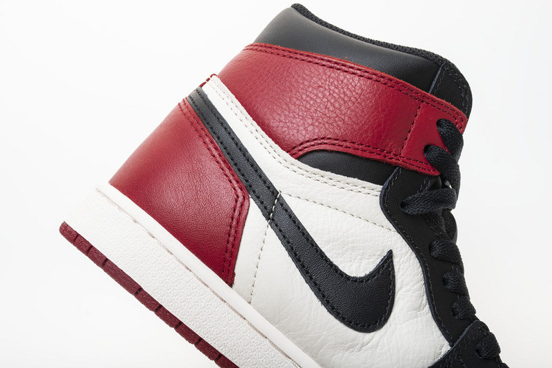 air jordan 1 retro high og bred toe 555088-610