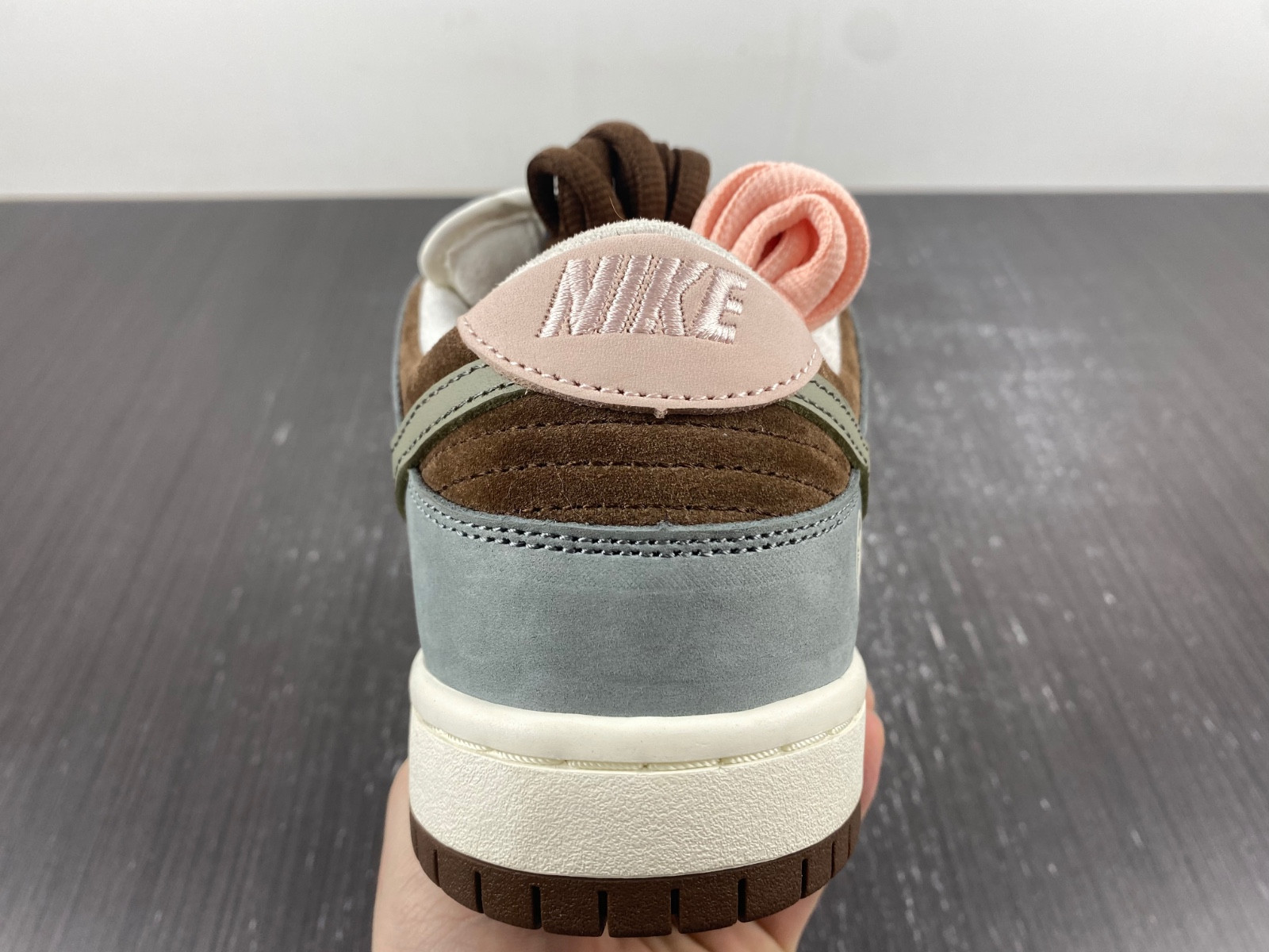 yuto horigome x nike sb dunk low fq1180-001