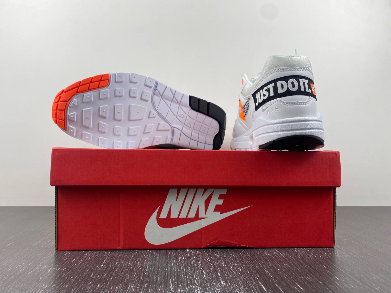 nike air max 1 just do it pack white men