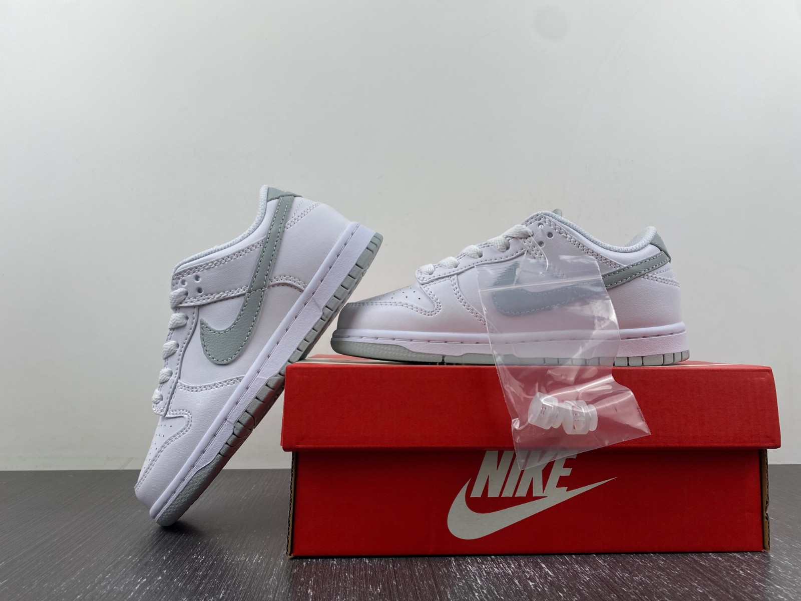 nike dunk low white pure platinum (ps) kids dh9756-102