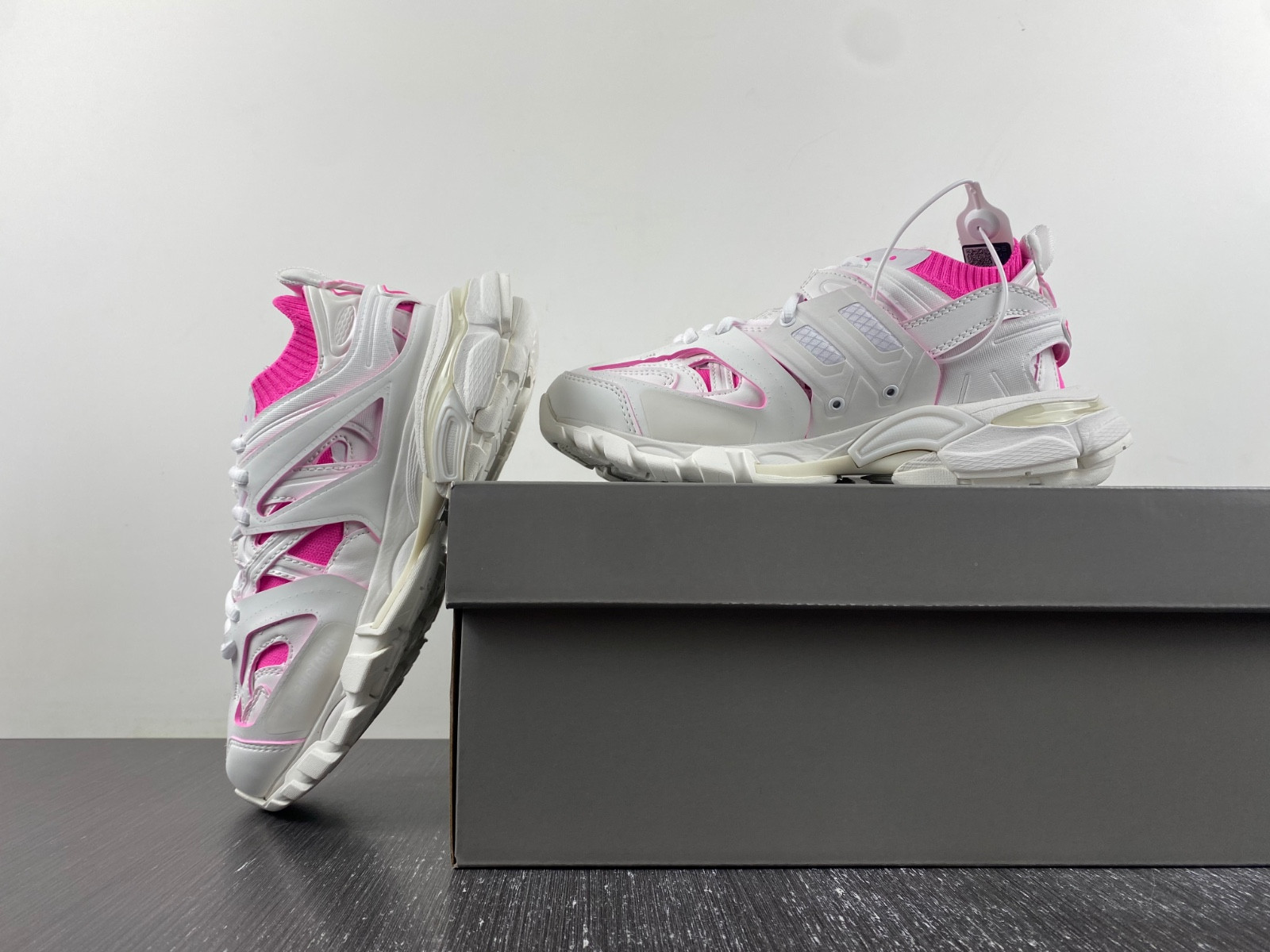 Ba*len*cia*ga track sneaker