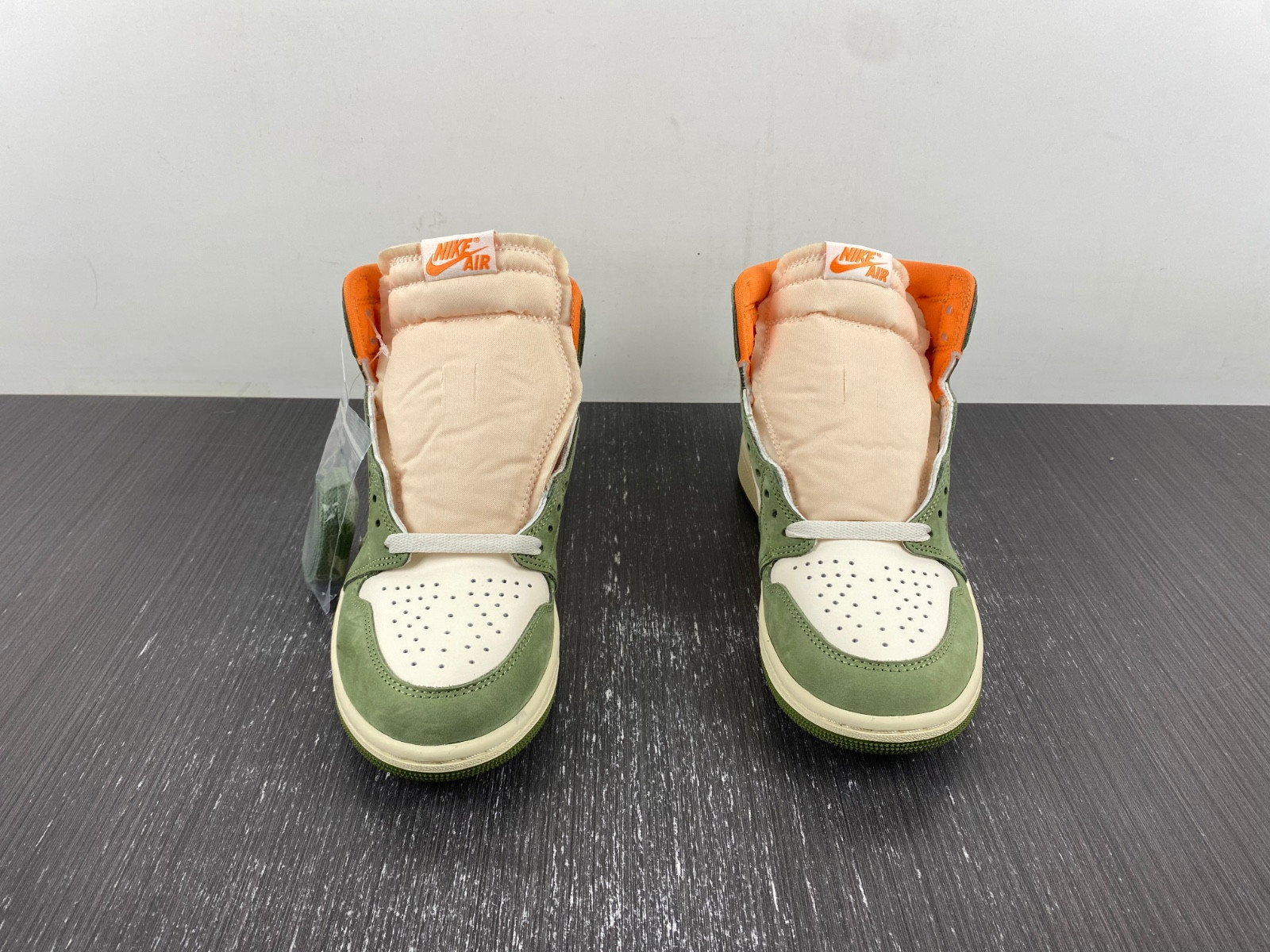 air jordan 1 high og celadon fb9934-300