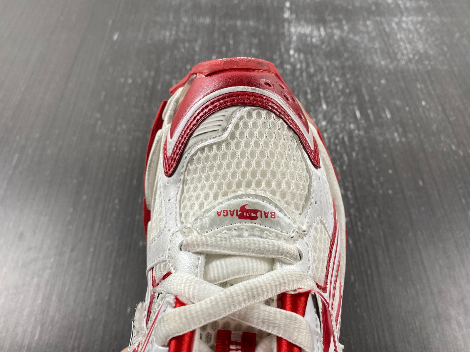 Ba*len*cia*ga runner sneaker