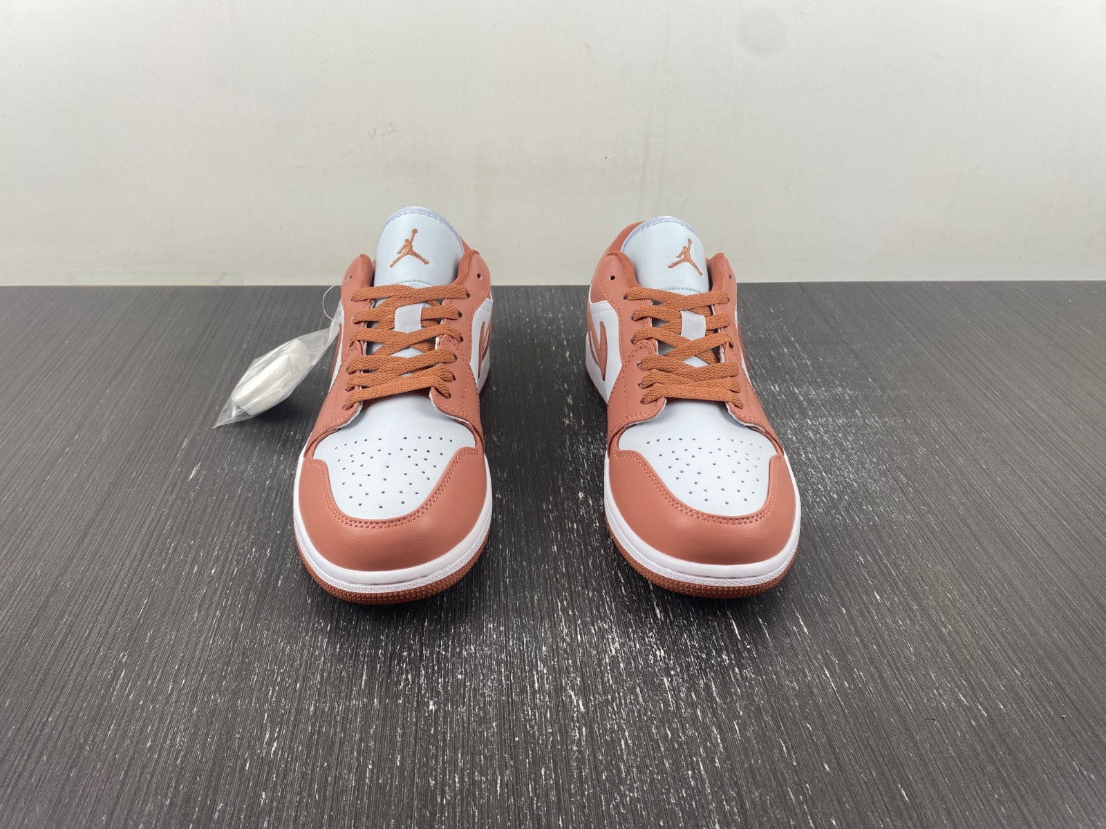 jordan 1 low sky j orange - dc0774-080