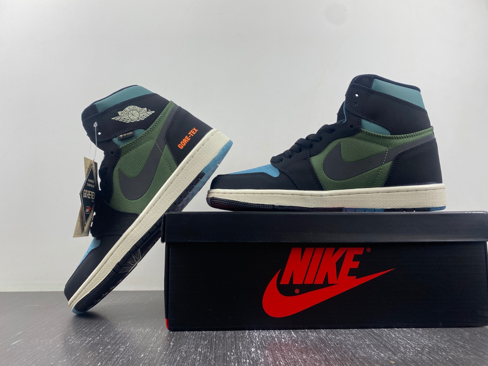 air jordan 1 high element gore-tex "black/olive db2889-003