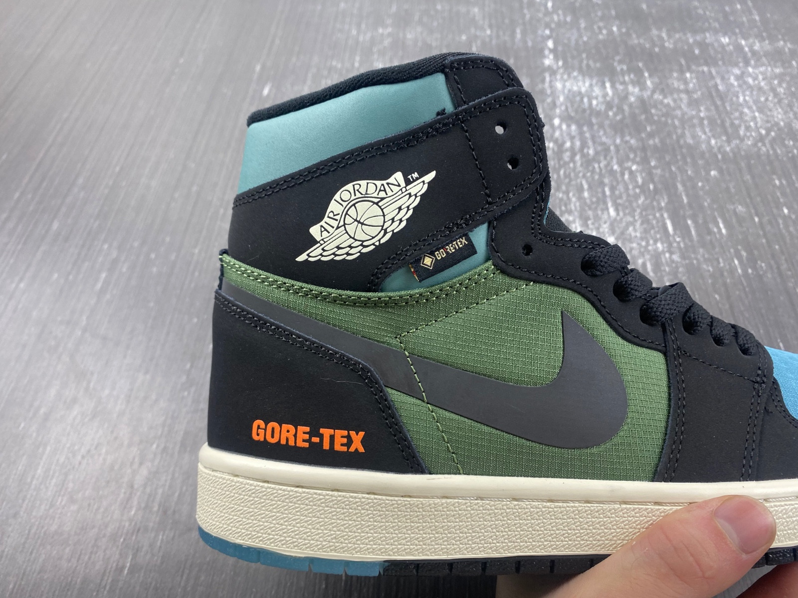 air jordan 1 high element gore-tex "black/olive db2889-003