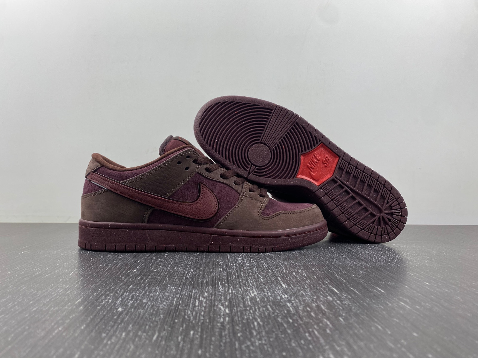 nike sb dunk low valentine