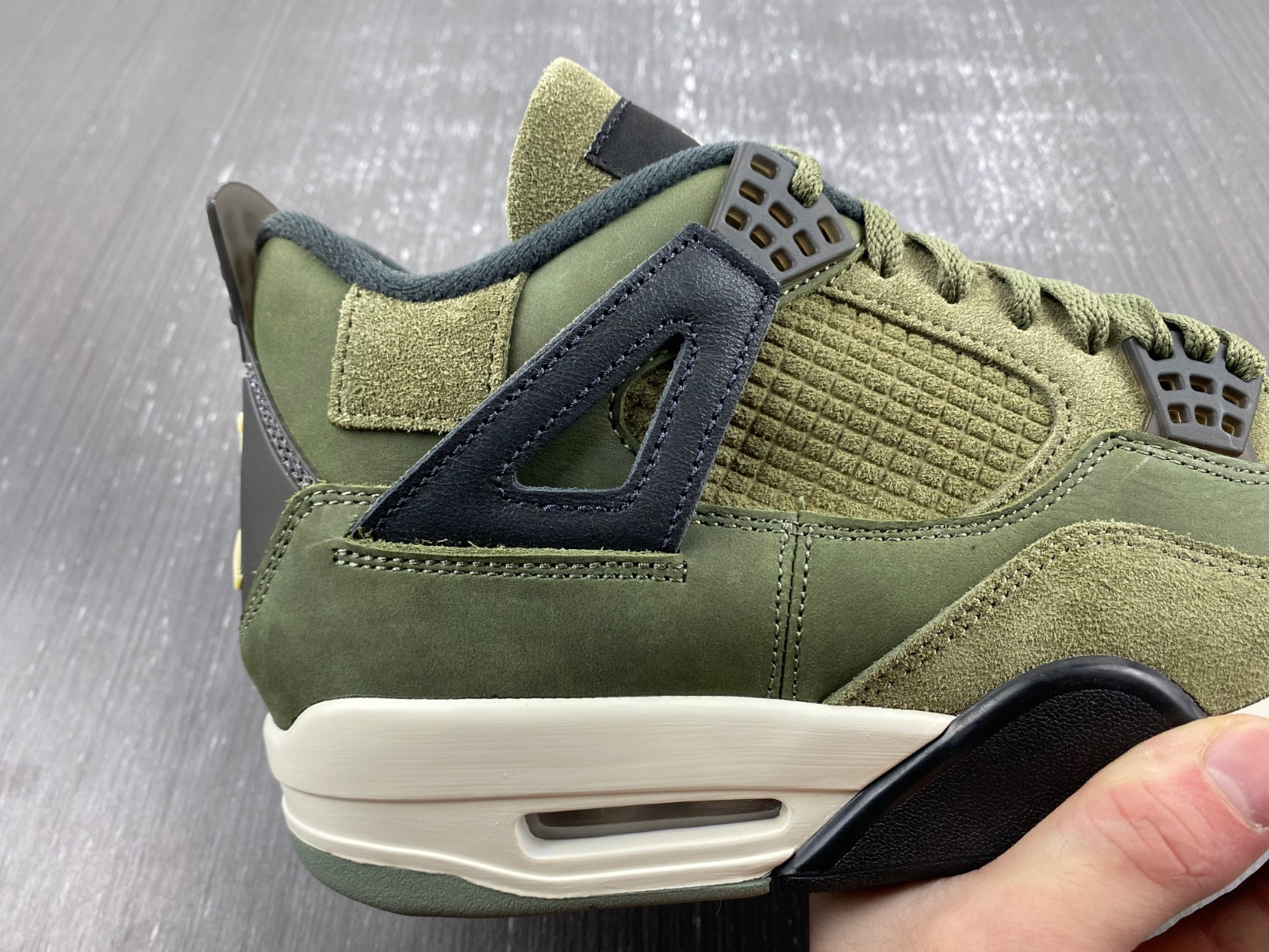 air jordan 4 craft "medium olive" fb9927-200