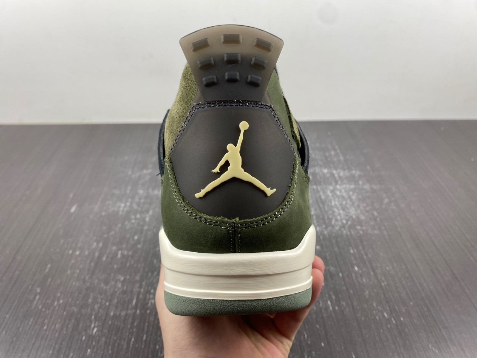air jordan 4 craft "medium olive" fb9927-200
