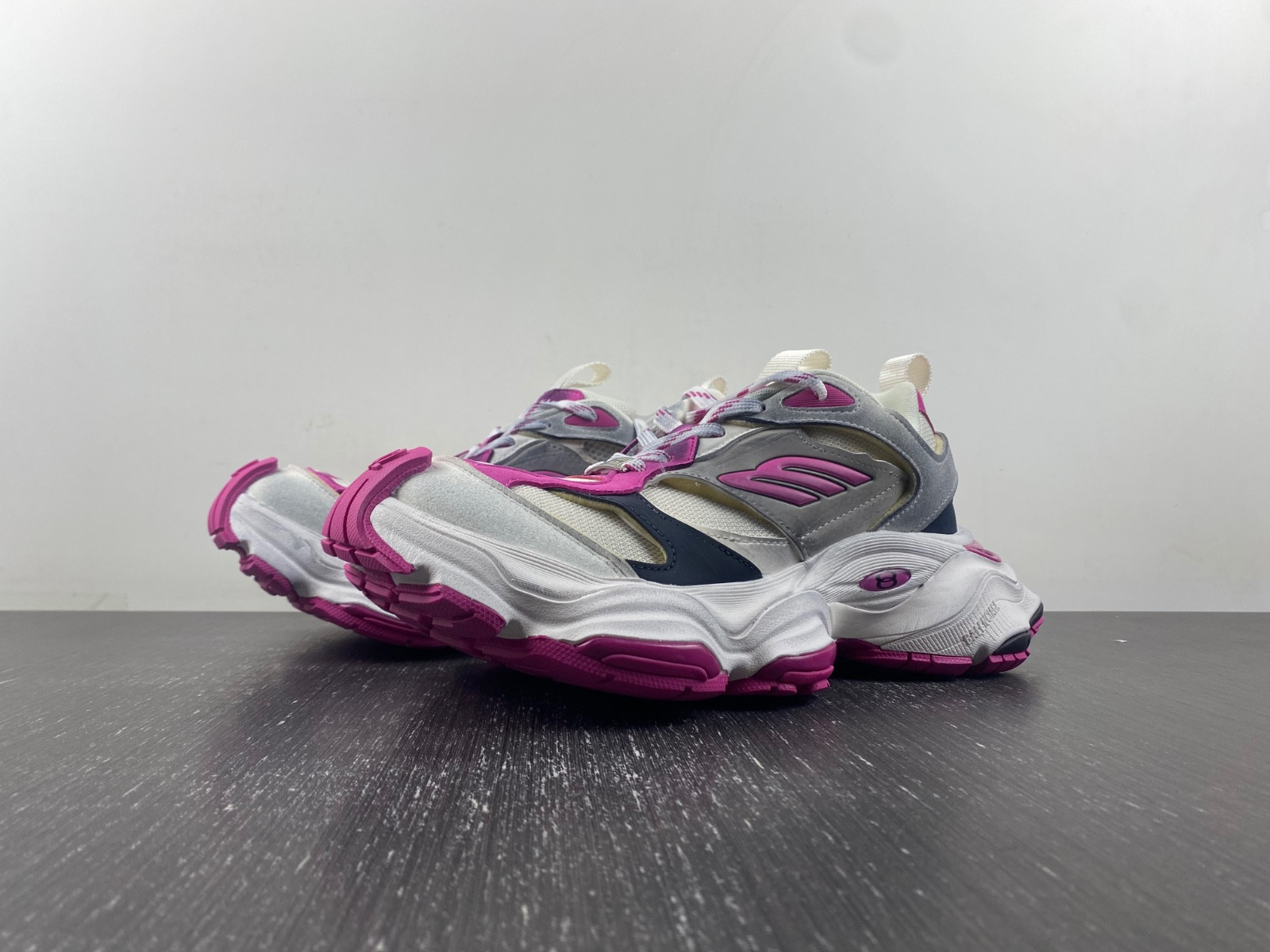 Ba*len*cia*ga men''s cargo sneaker