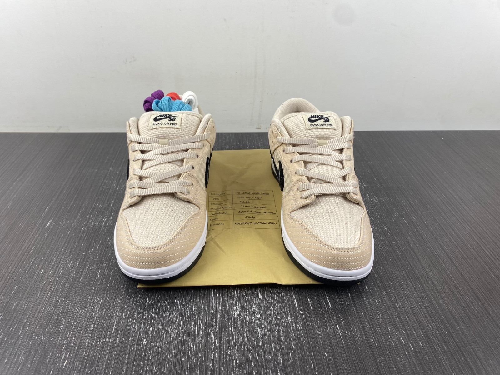 albino & preto x nike dunk sb low fd2627-200