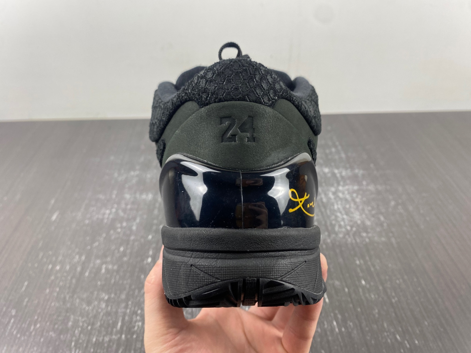 nike kobe 4 protro black university gold fq3544-001