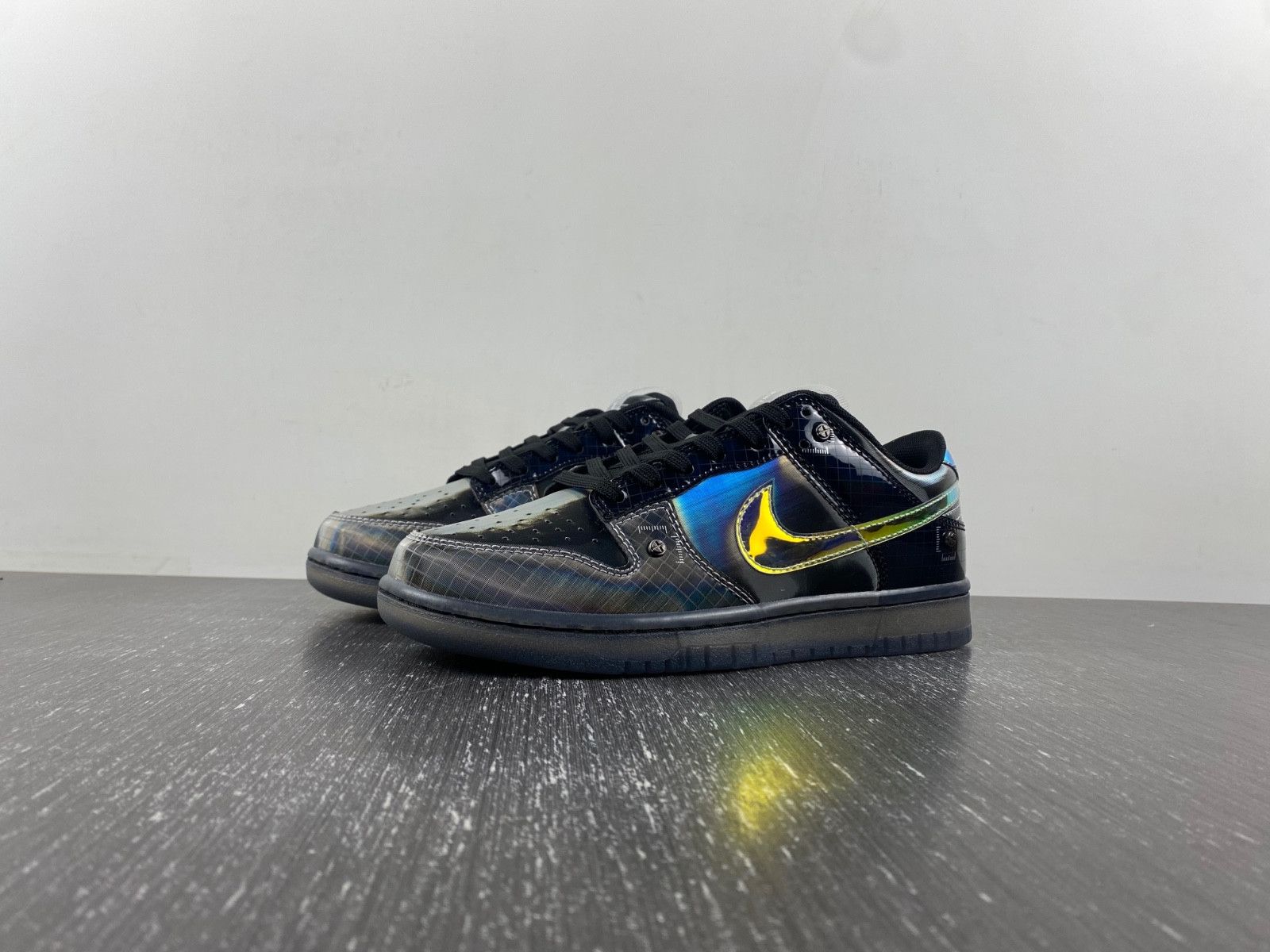 nike dunk low "hyperflat" black/grey fv3617-001