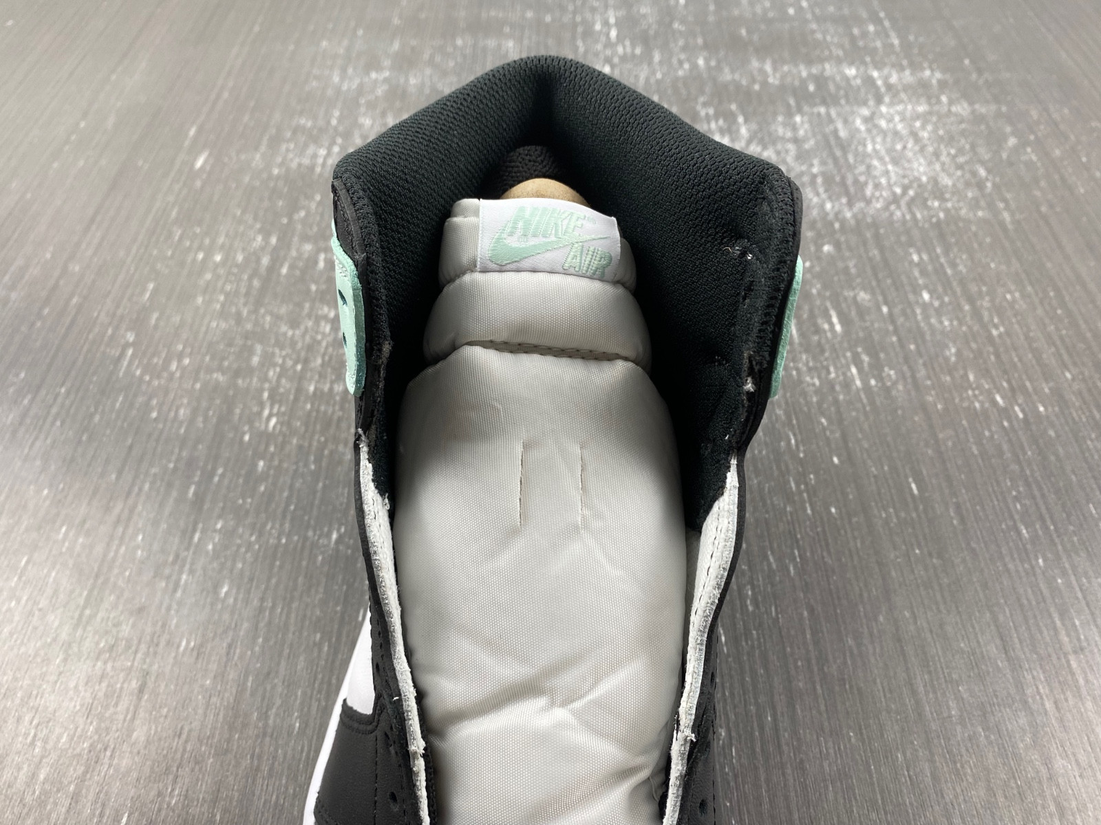 air jordan 1 retro high igloo 861428-100