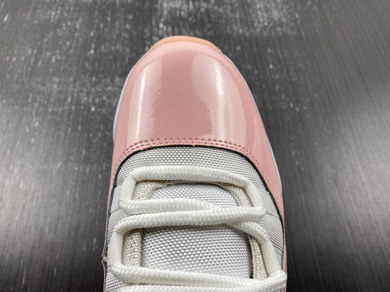 air jordan 11 low legend pink ah7860-160
