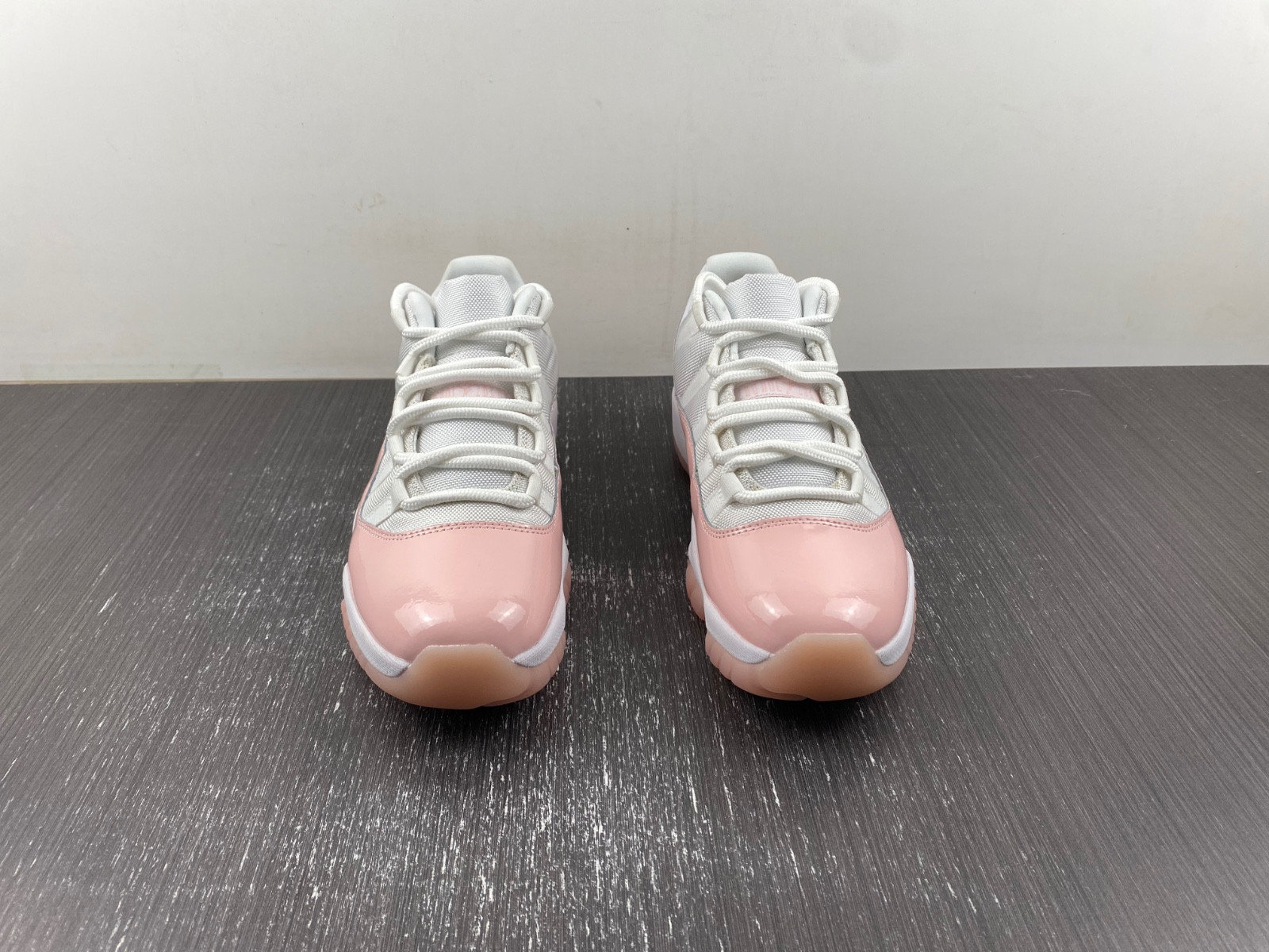 air jordan 11 low legend pink ah7860-160