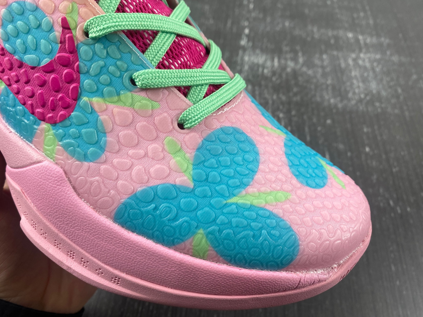 nike kobe zoom zk6 cm2190-621