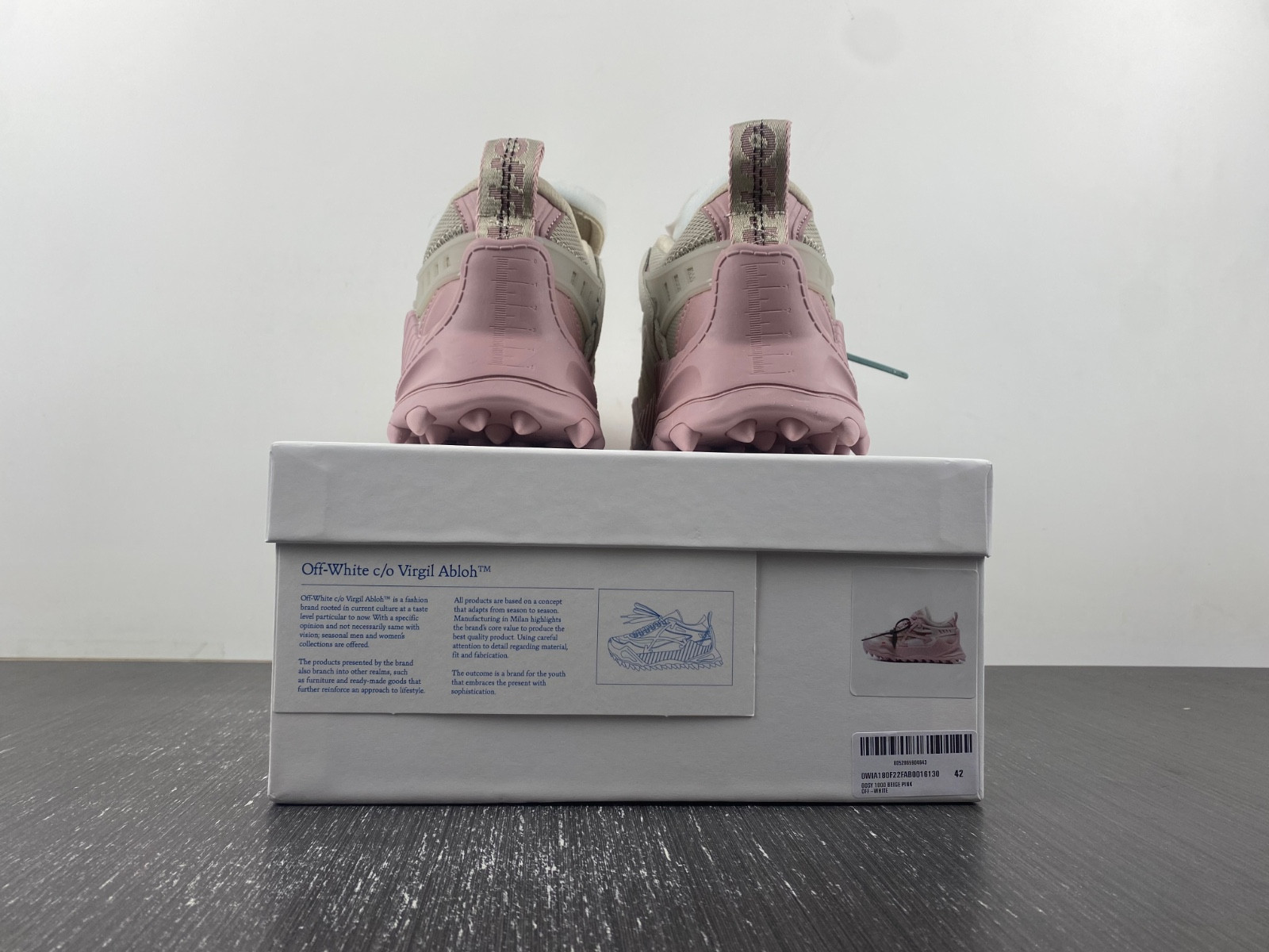 owt 19fw odsy-1000 sneakers