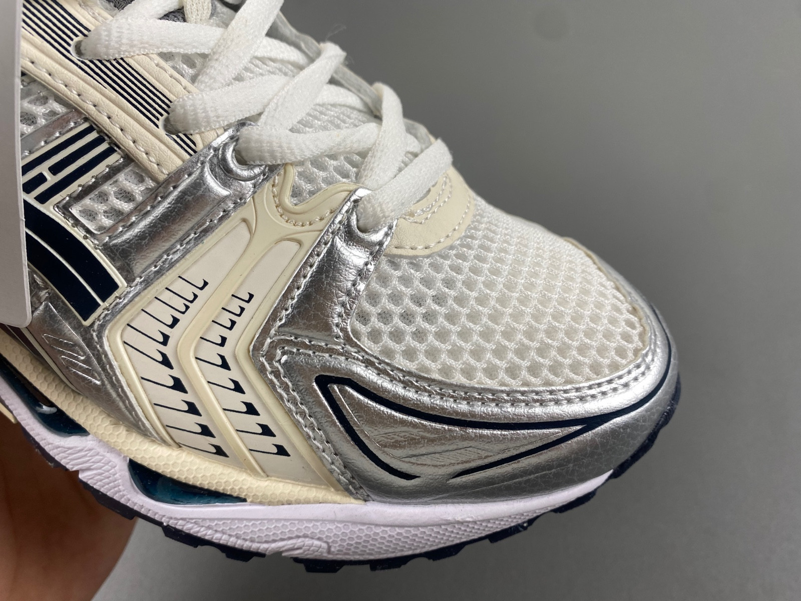 As*ic*s gel-kayano 14 white midnight (women