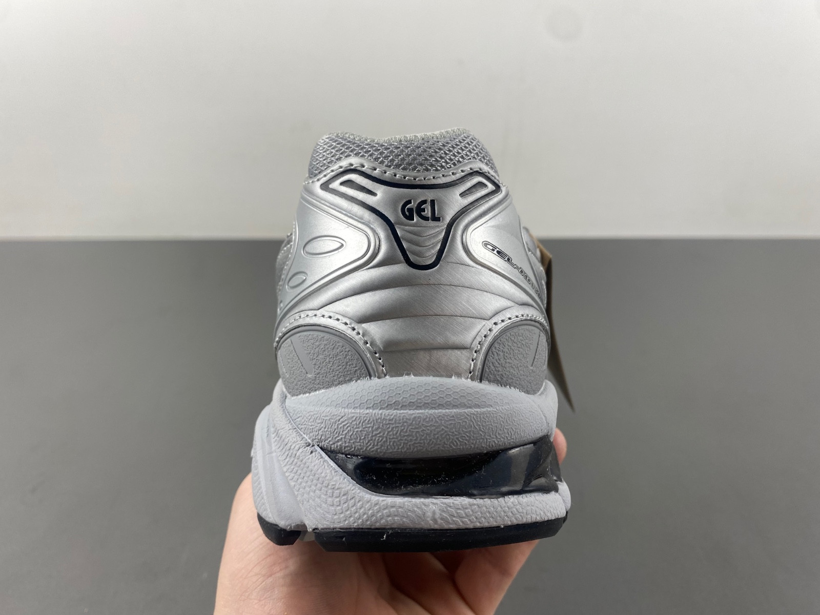 As*ic*s gel-kayano legacy pure silver men