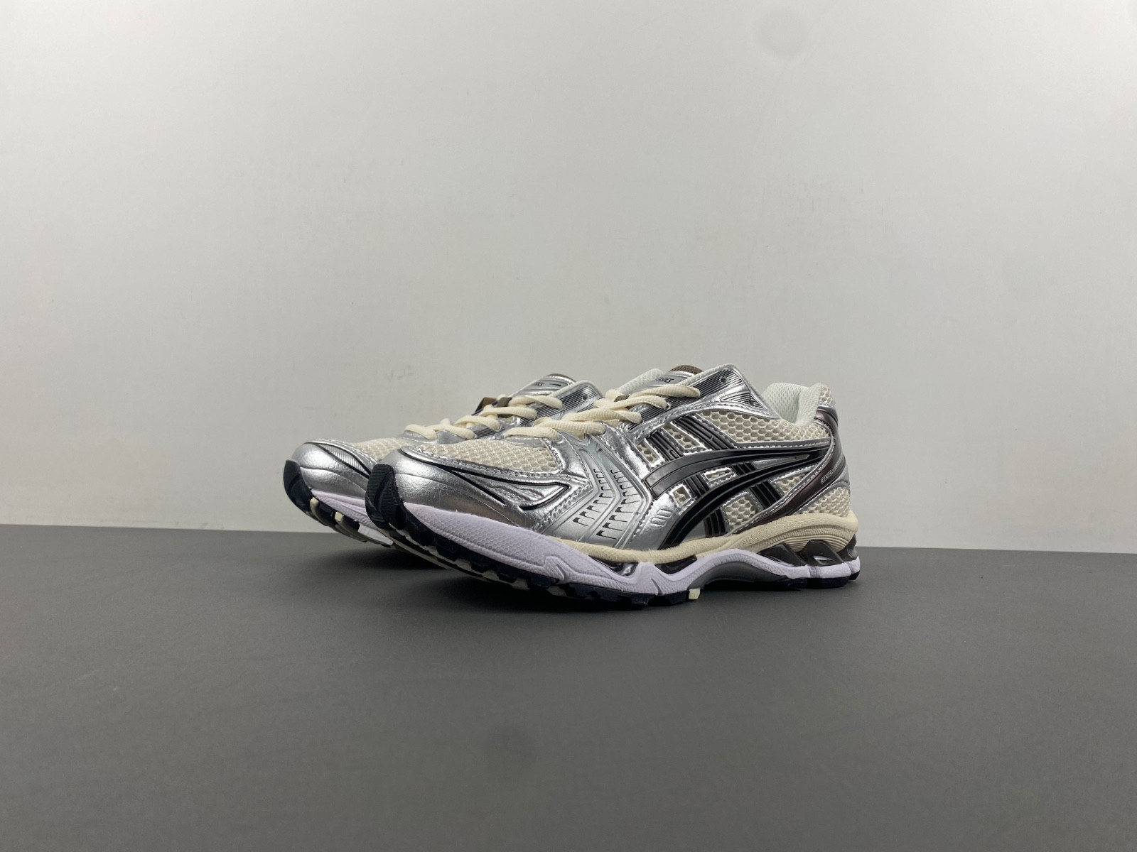 As*ic*s gel-kayano 14 cream black metallic plum 1201a019‑108