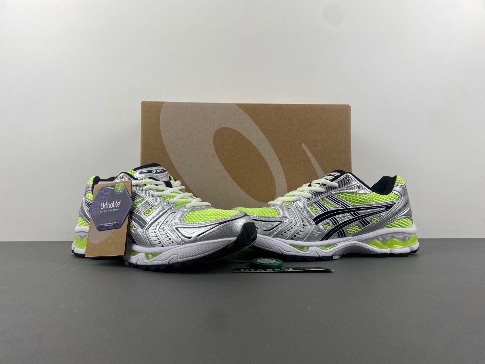 As*ic*s mesh-panelling lace-up sneakers 1202a056300