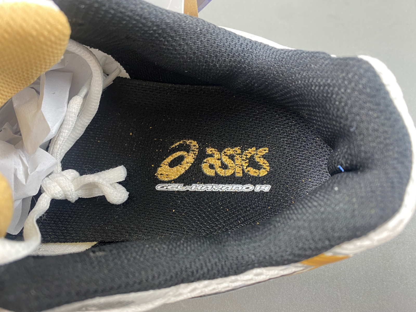 As*ic*s gel-kayano 14 pure gold (women