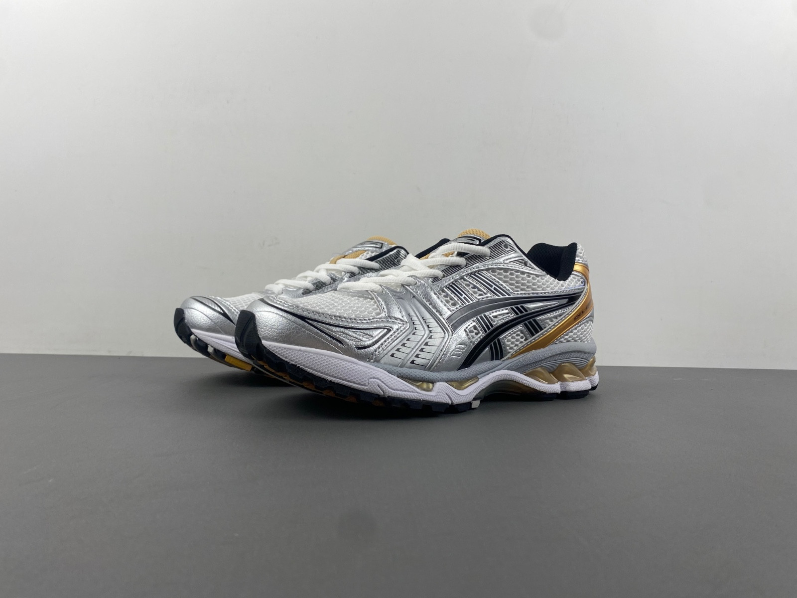 As*ic*s gel-kayano 14 pure gold (women''s) - 1202a056-102