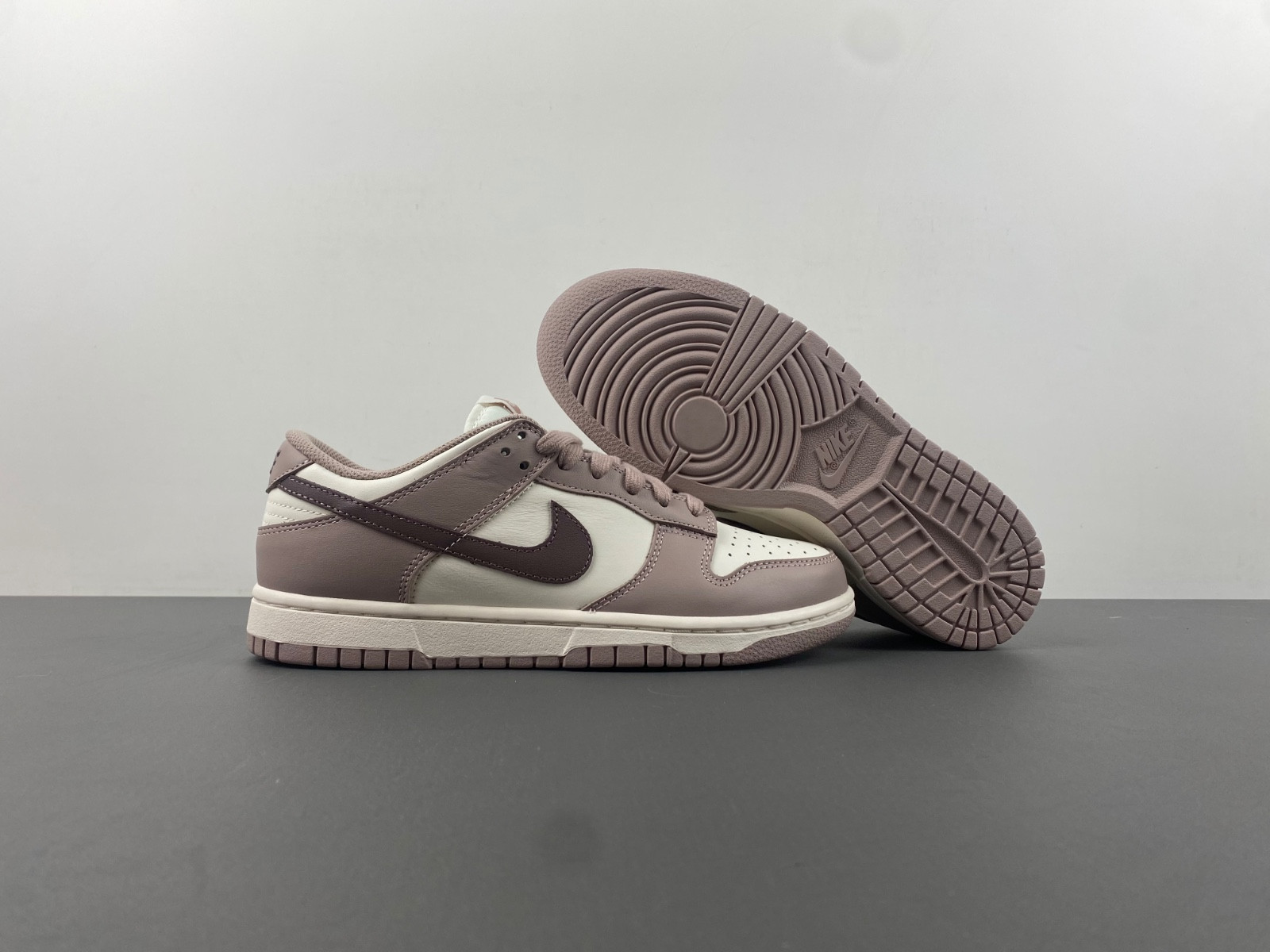 nike dunk low sail plum eclipse dd1503-125