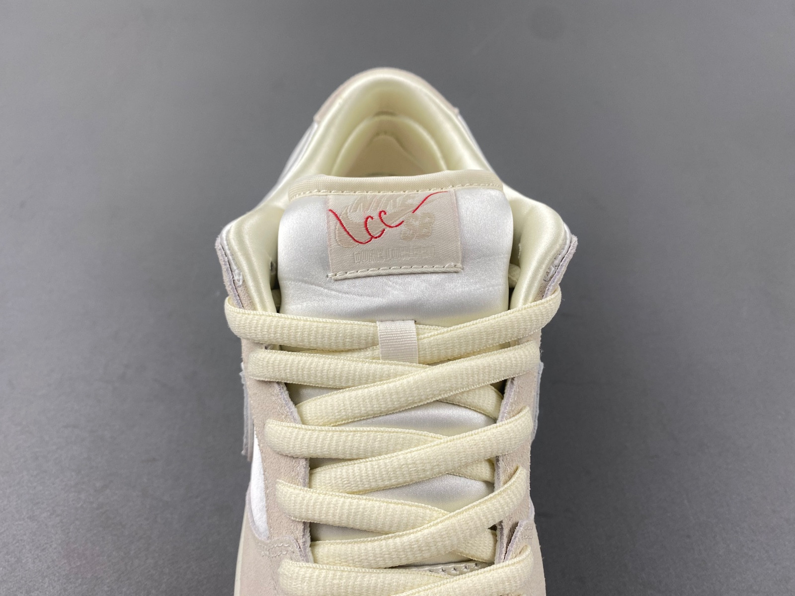 nike sb dunk low valentine