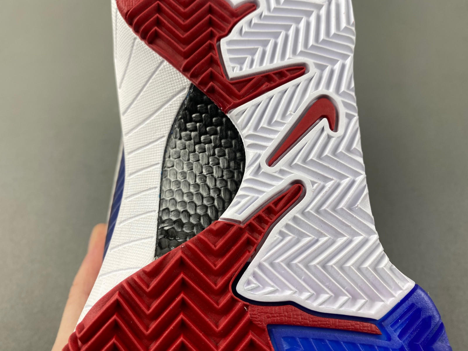 nike kobe 4 protro philly fq3545-400