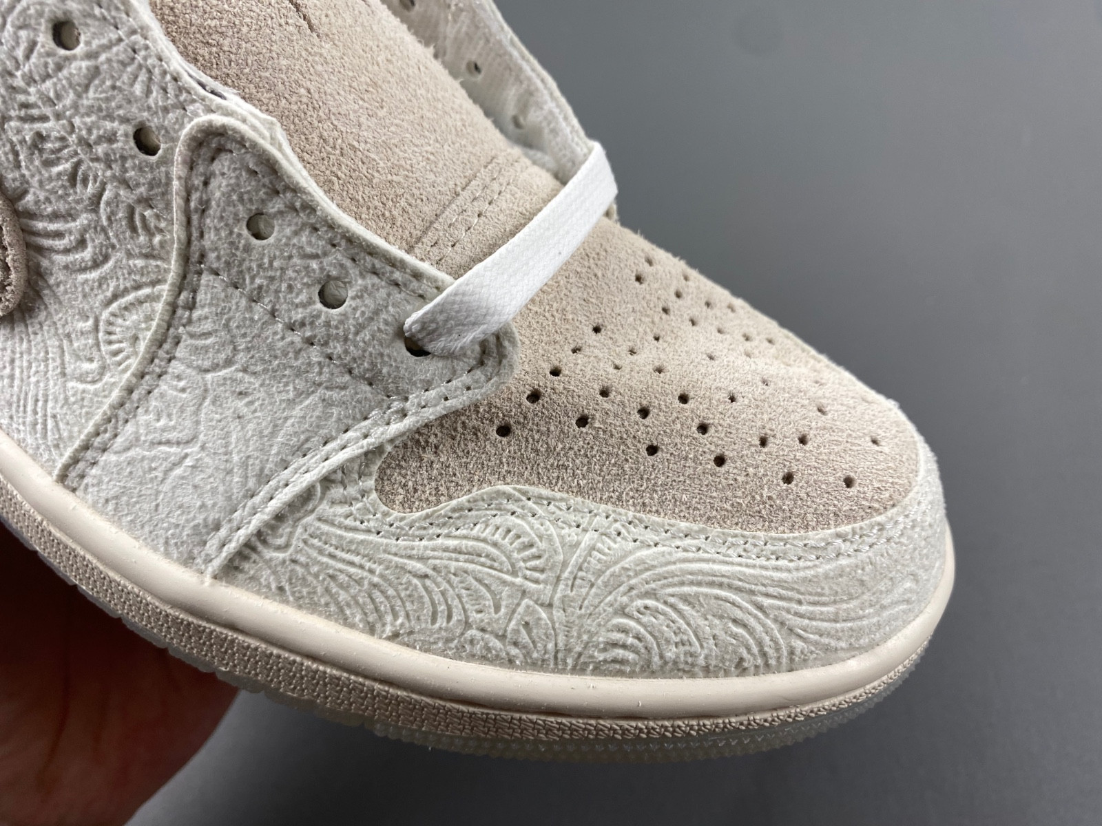 jordan 1 retro low og chris paul men