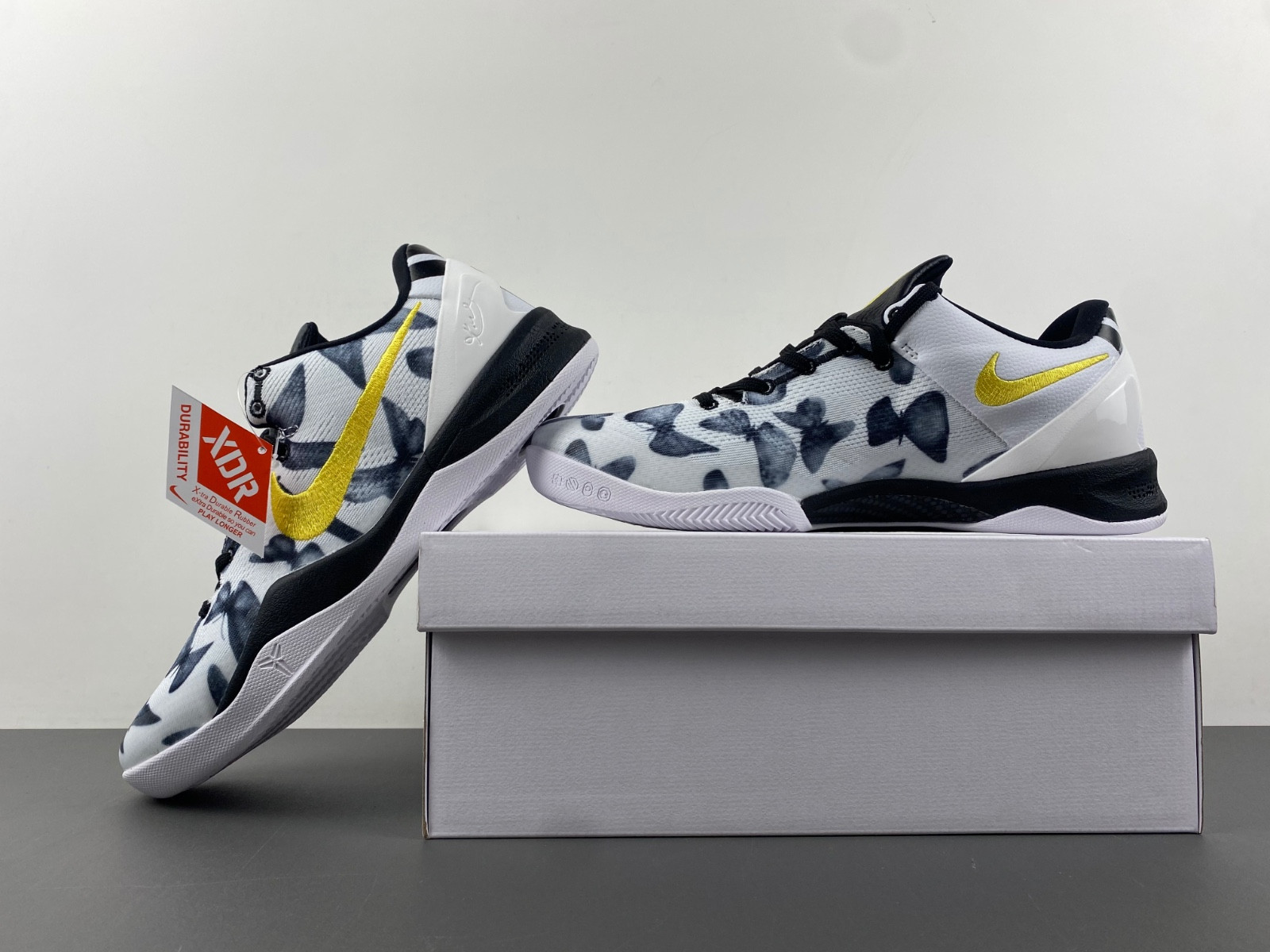 nike kobe 8 protro "mambacita" fv6325-100