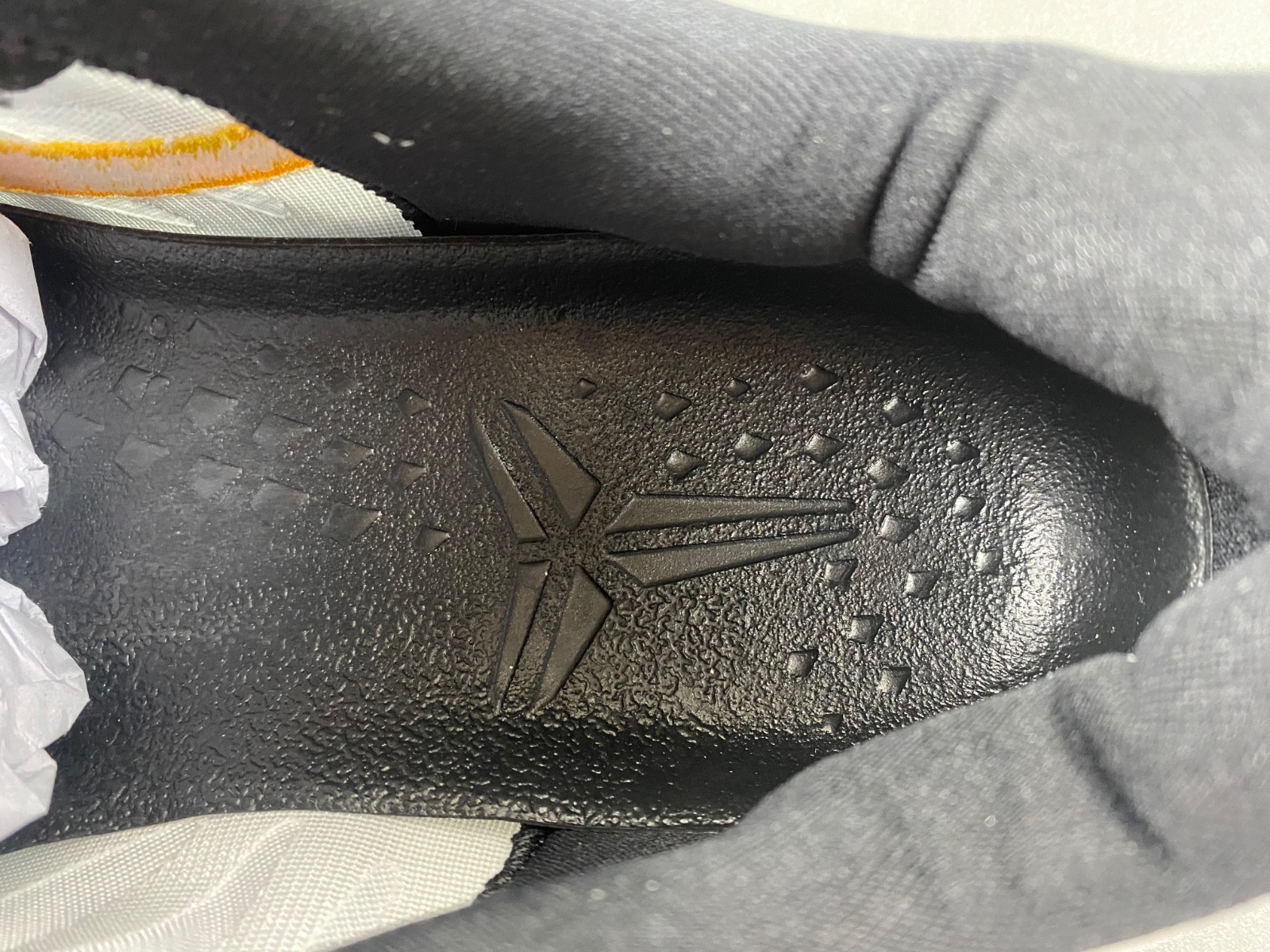 nike kobe 8 protro "mambacita" fv6325-100