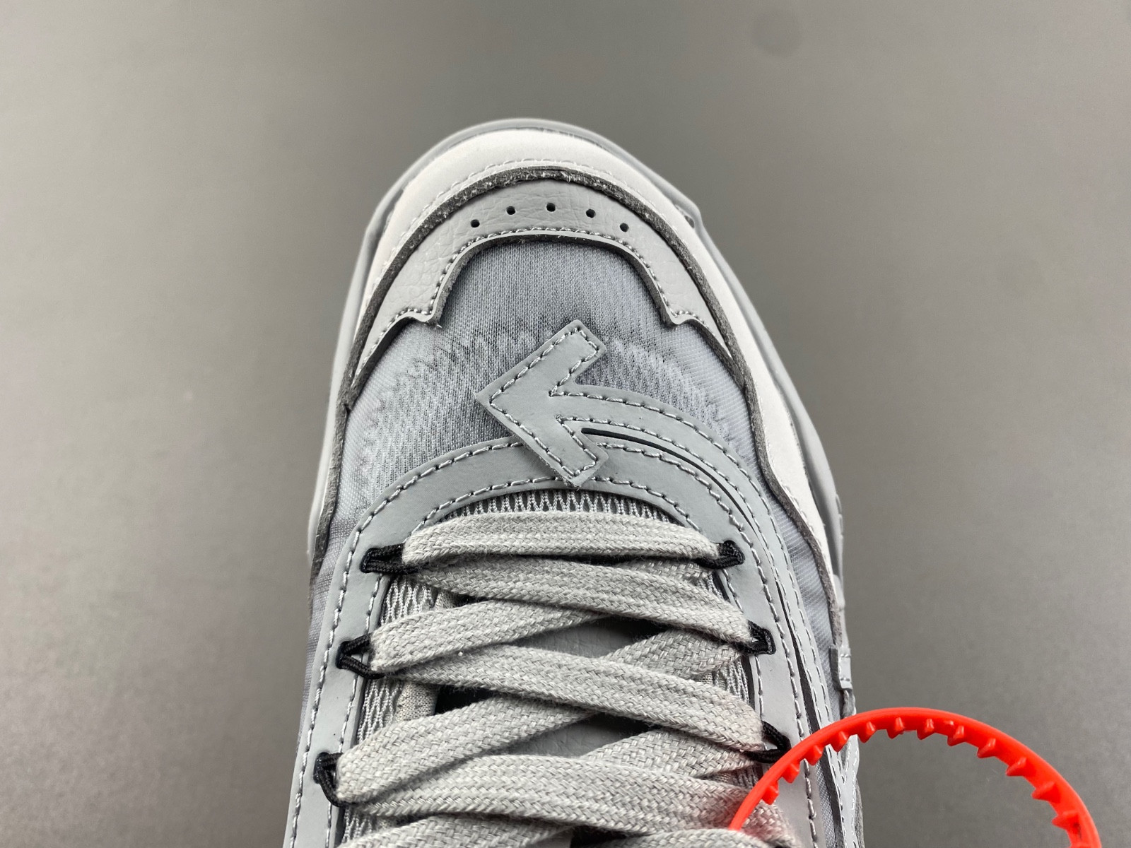 owt 19fw odsy-1000 sneakers