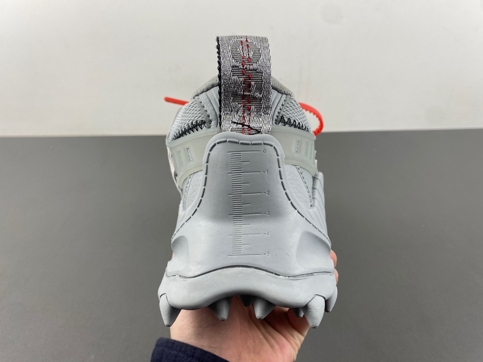 owt 19fw odsy-1000 sneakers